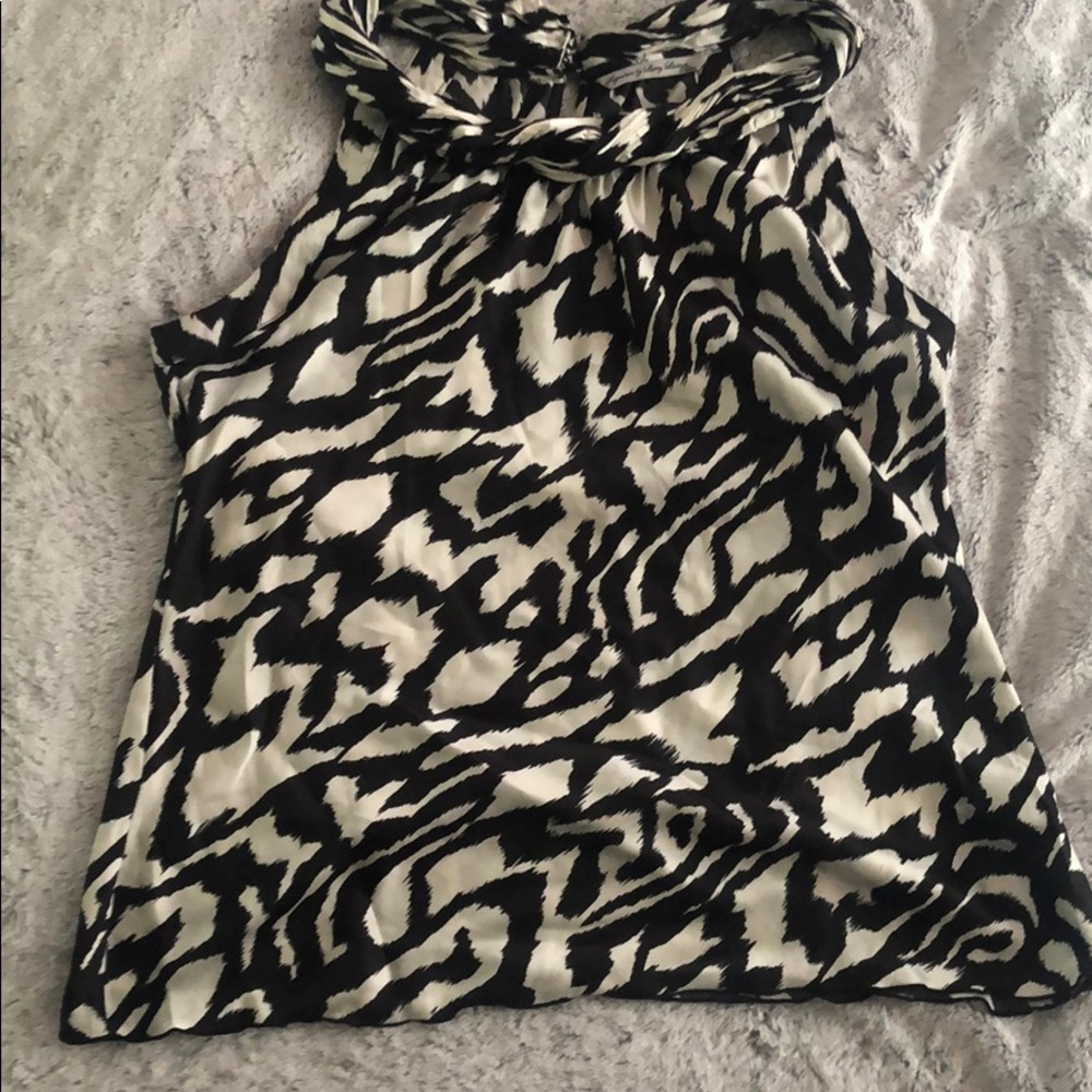 Black and white tank